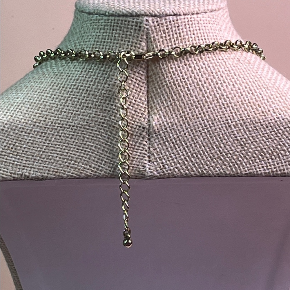 Circle Gold Linked Statement Necklace - image 6